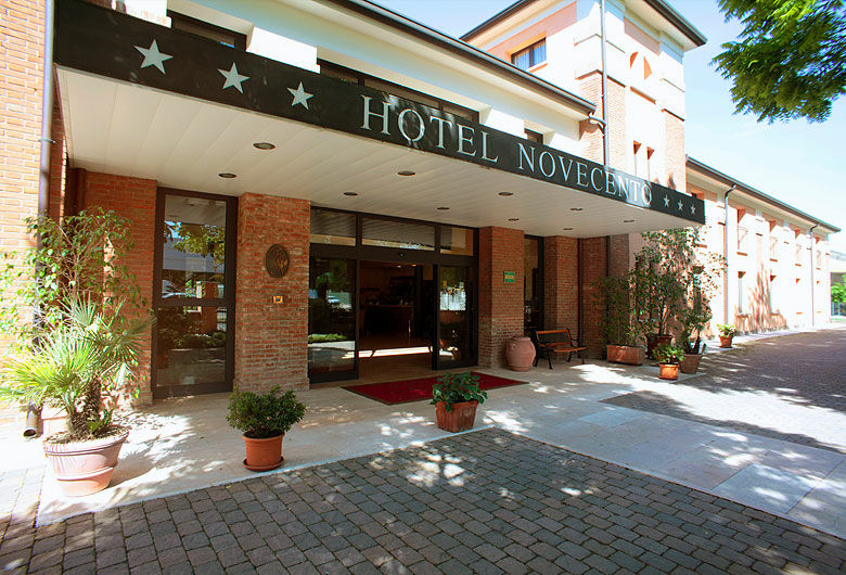 Hotel Ristorante Novecento Pegognaga Eksteriør billede